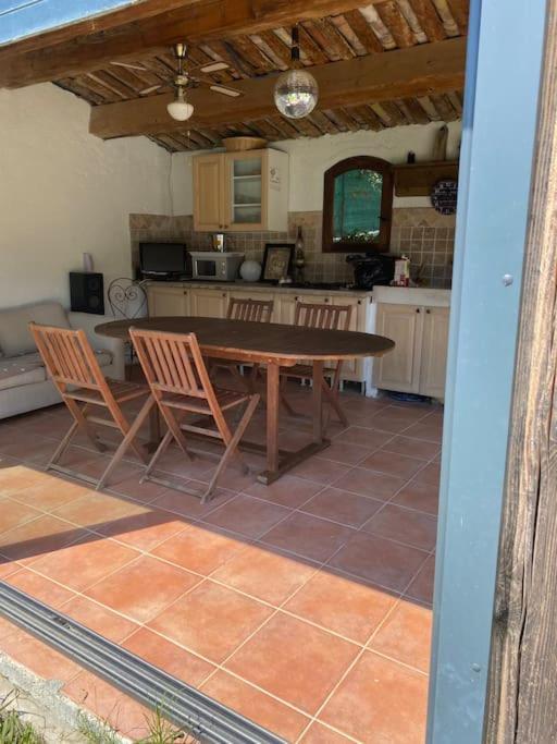 Jolie Appartement Avec Piscine La Roquette-sur-Siagne 外观 照片